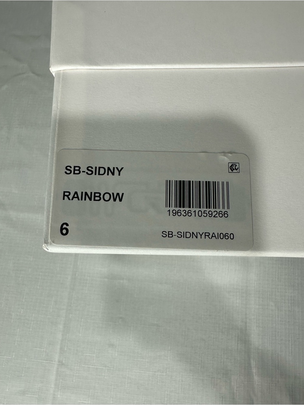 Betsey Johnson Sidny Rainbow Sneaker Size 6 - Picture 3 of 12